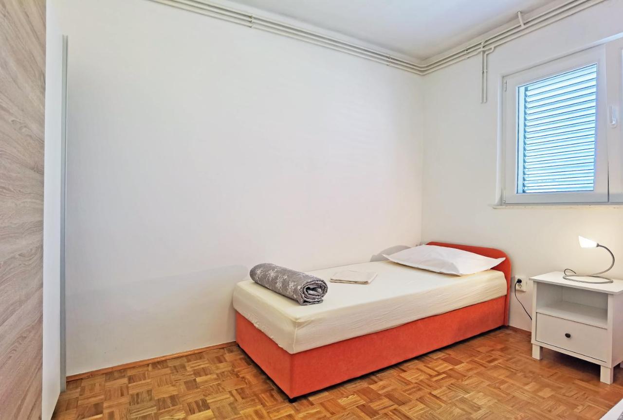 Apartman Danijela Vodice Esterno foto